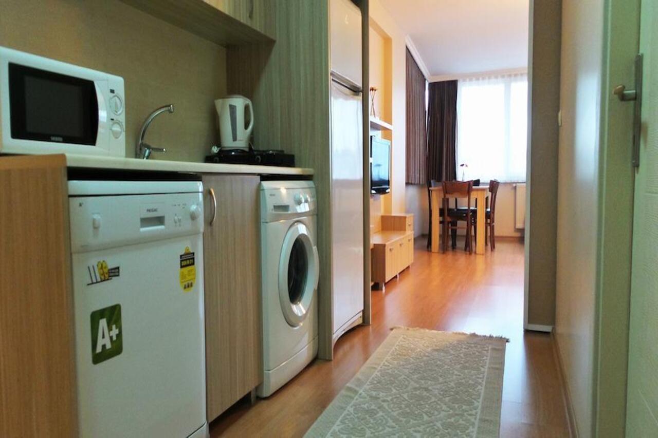 Atrium Aparthotel 3*