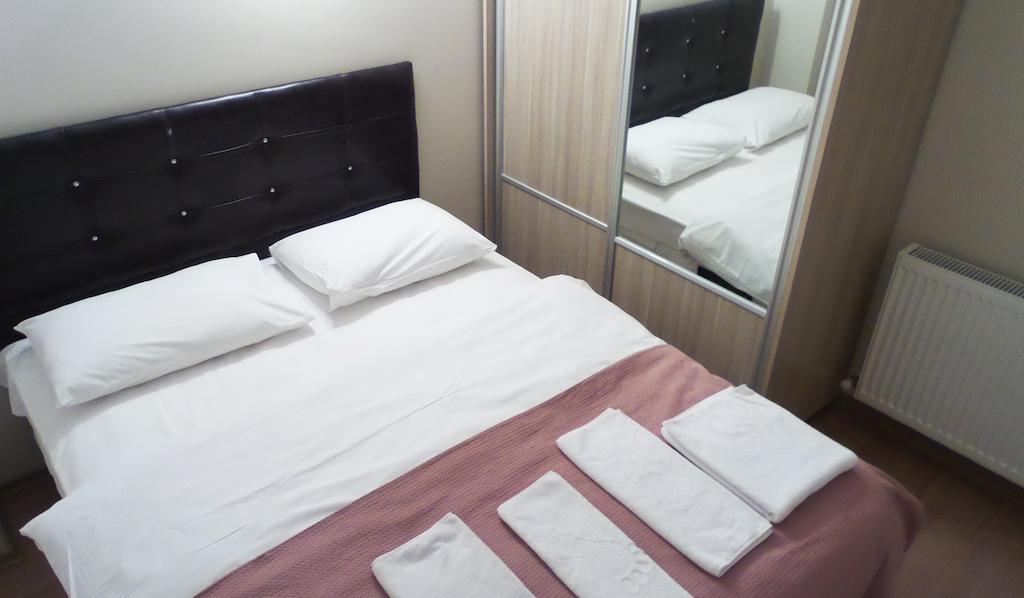 Atrium Aparthotel 3*