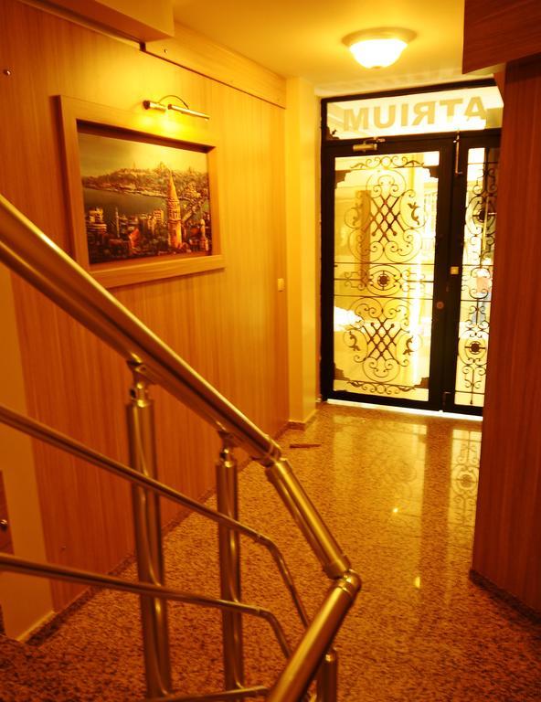 Atrium Aparthotel 3*